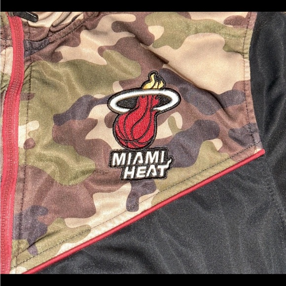 Miami Heat Jacket Mens Medium Zipway Commando Full Zip Black Camo Hooded NBA - Picture 3 of 5